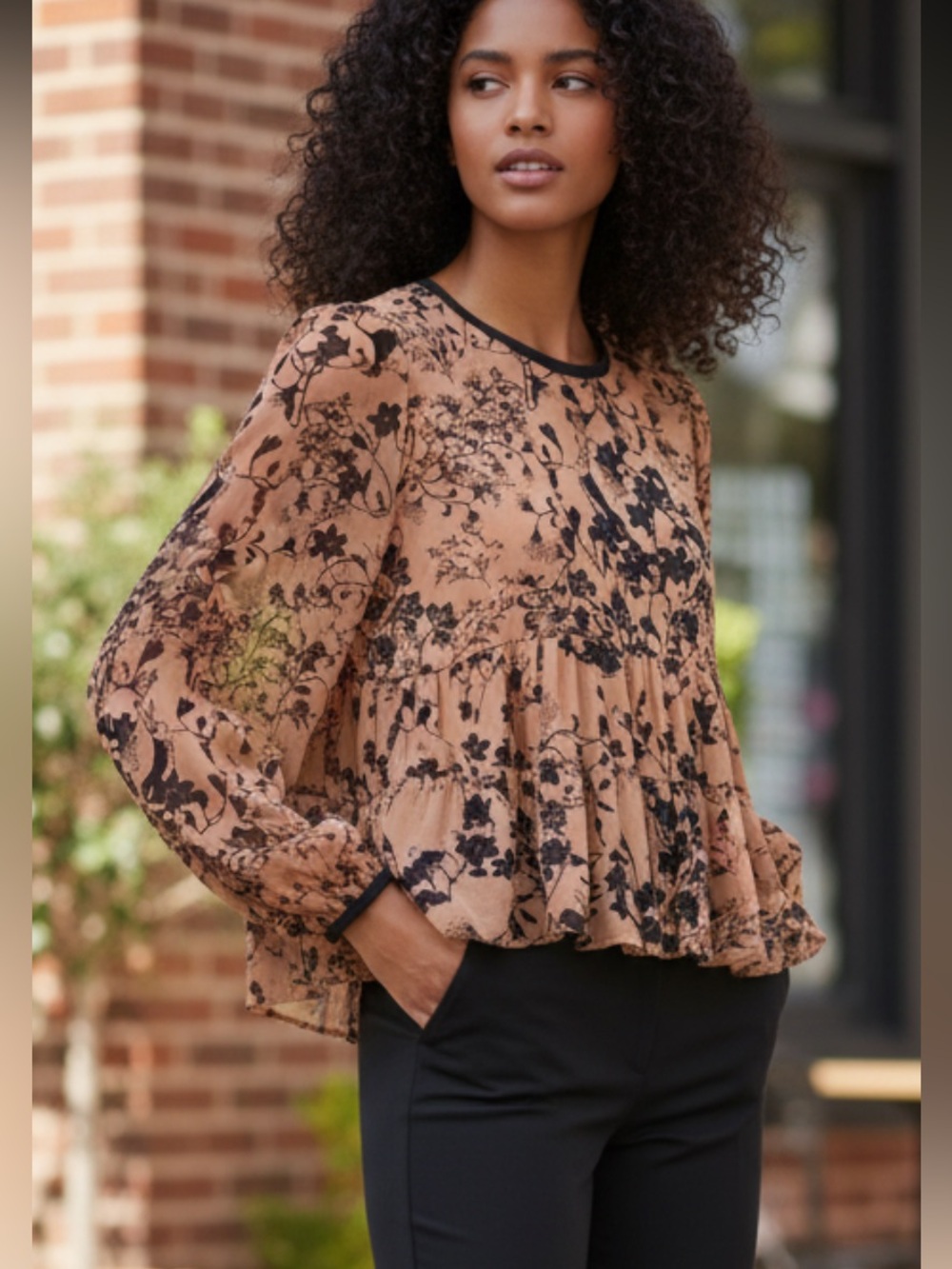 Kimchi Blu Urban Outfitters babydoll lightweight blouse from